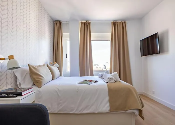 New Suite Reformada Con Excelente Ubicacion